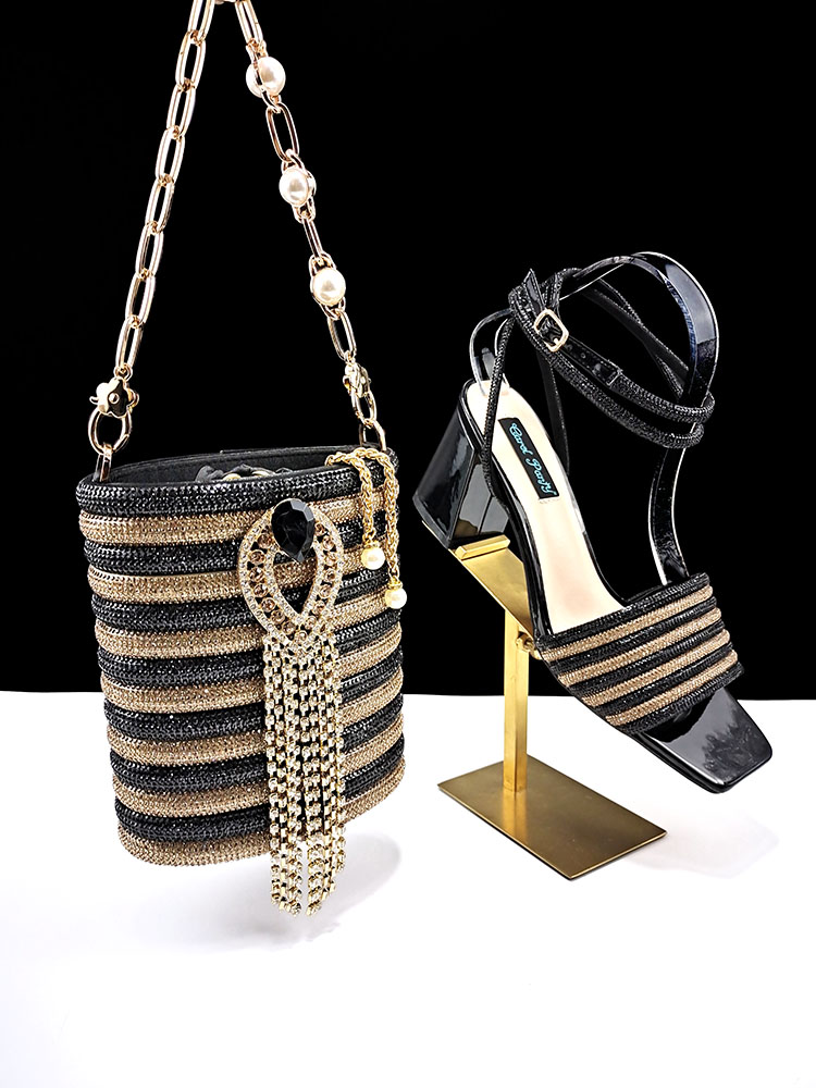 Sandal Wanita dan Tas Desain M - Wedding Vendor ulasan dan harga