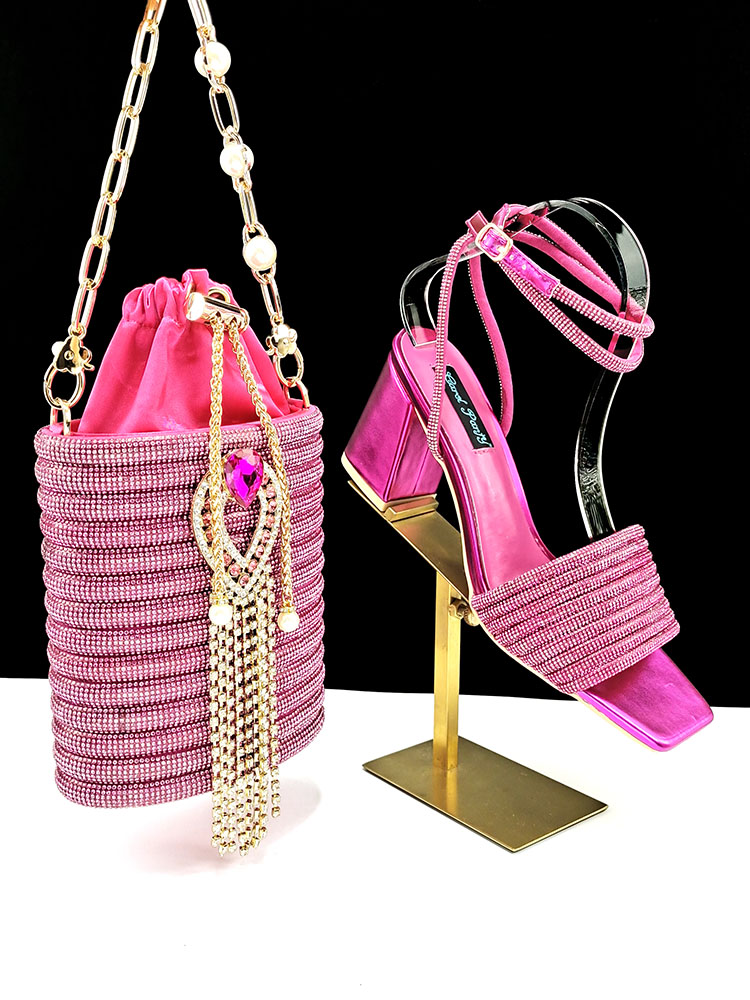 Sandal Wanita dan Tas Desain M - Wedding Vendor ulasan dan harga