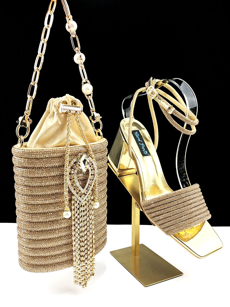 Sandal Wanita dan Tas Desain M - Wedding Vendor ulasan dan harga