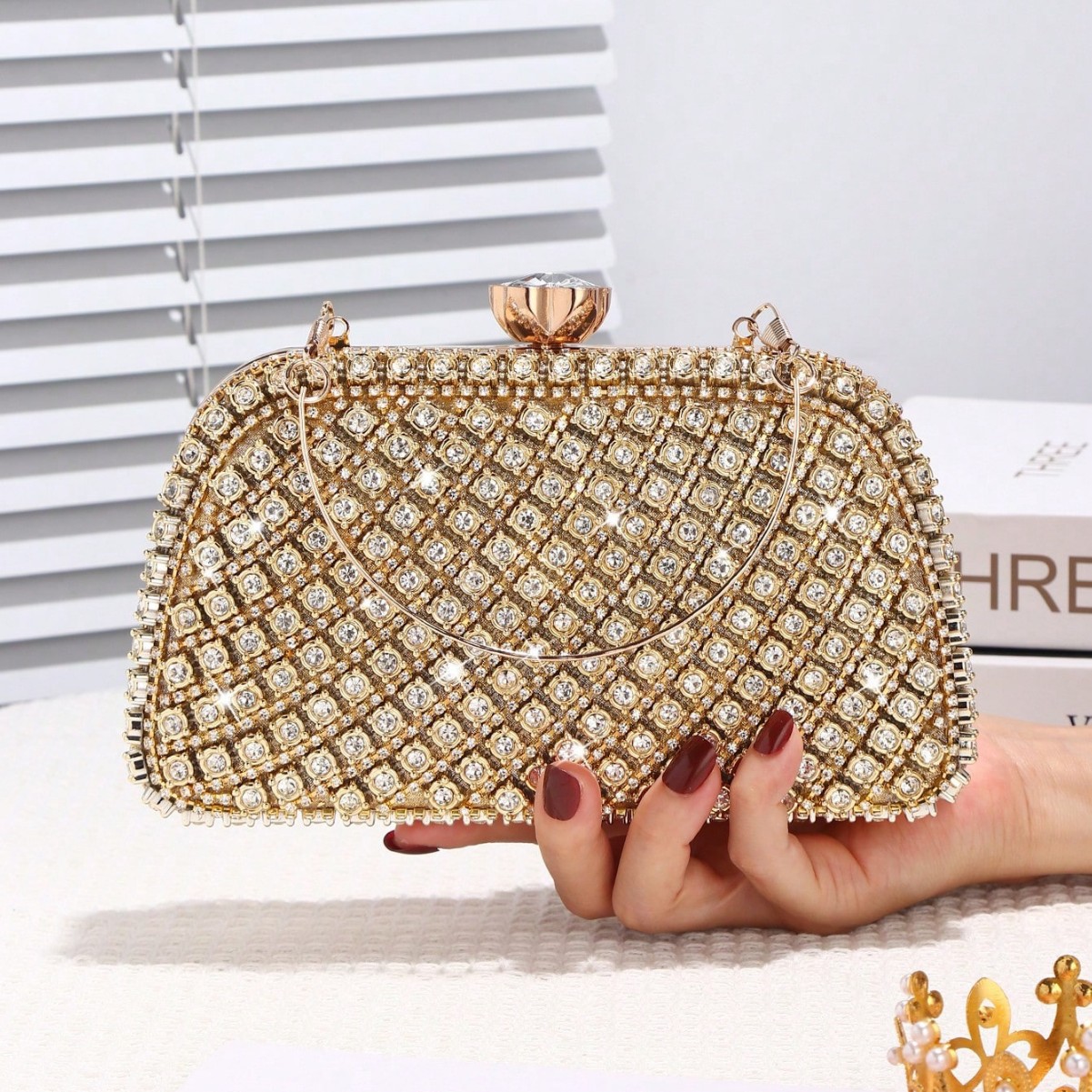 Tas Malam Berkilau Berlian Mew - Wedding Vendor ulasan dan harga